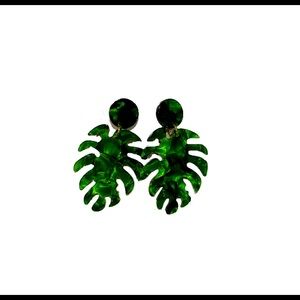 Leaf Green Earrings